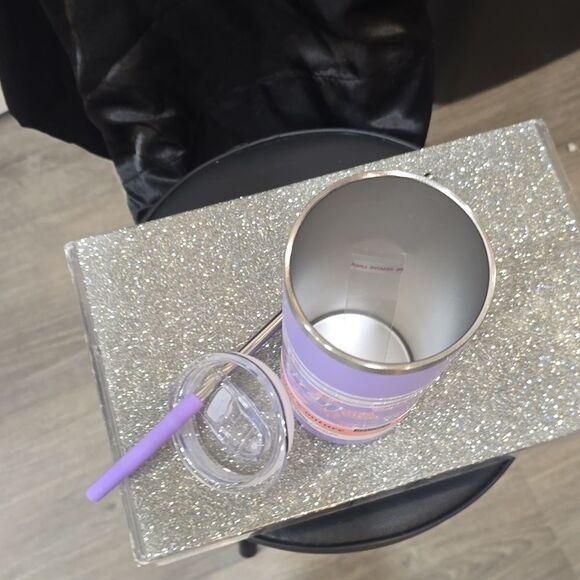 JUICY COUTURE Glam Sip 24 oz. Hot Pink Varsity Stainless  Juicy Couture Home Checkered Signature Logo 24oz Tumbler w/Straw & Lid